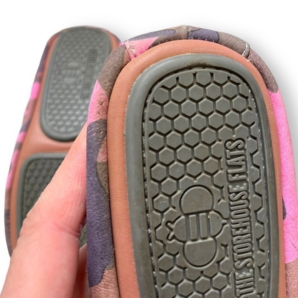The Storehouse Gray/Tan/Pink Bubblegum Camo Genuine Leather Ballet Flats - Picture 7 of 11